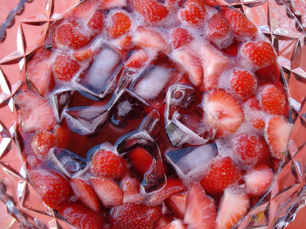 Erdbeeren treffen Waldmeister - Restaurants - Gastronomie - Kultur und ...